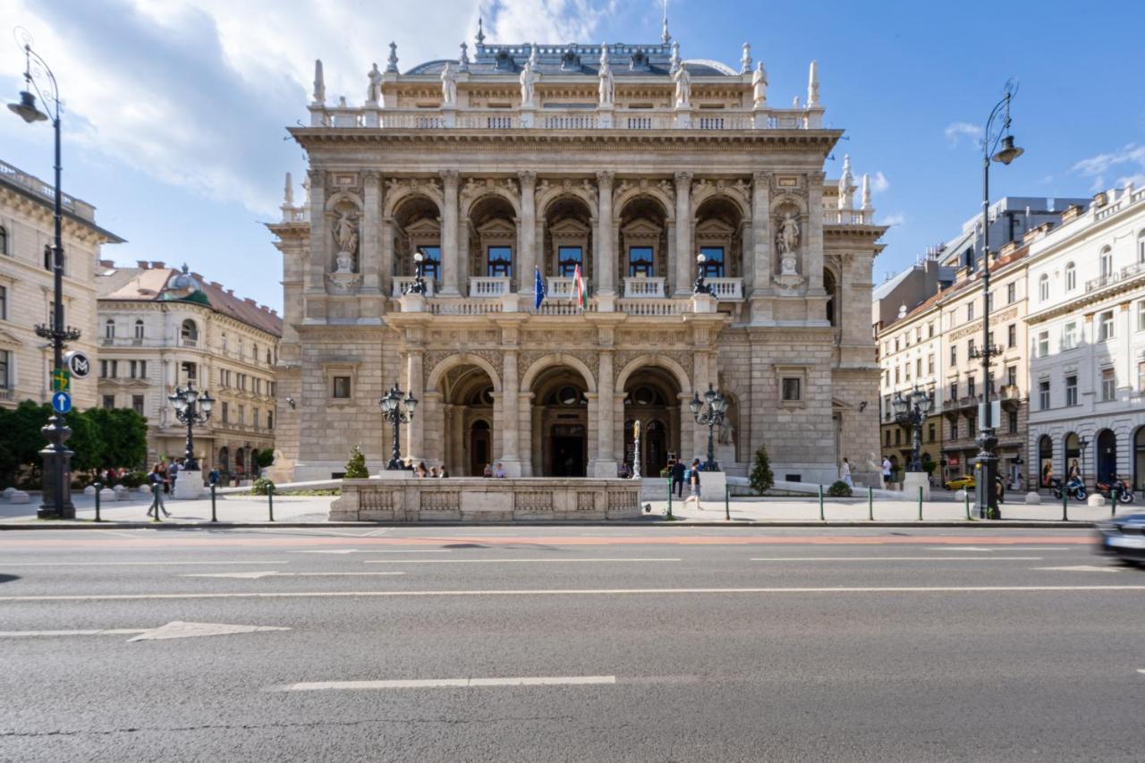 Opera Luxury Apartment With Free Parking Budapest Eksteriør billede